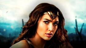 Gal Gadot as Wonder Woman, WW1 background